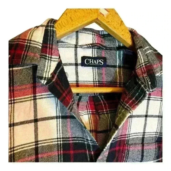 Chaps men’s red, gray and black flannel plaid button down top large pre-owned - Picture 2 of 6